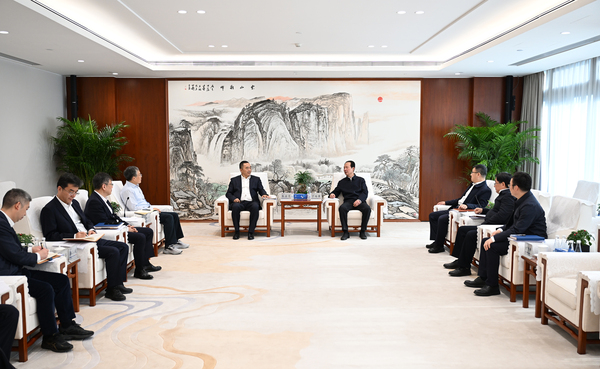 Sd4f62d9ac4d249ae96e43debf57bd5d5-600