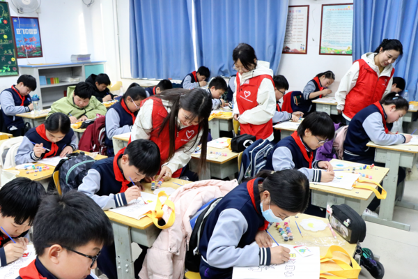 央地携手润校园 绘就水网新画卷 手绘摄影：王彪.png